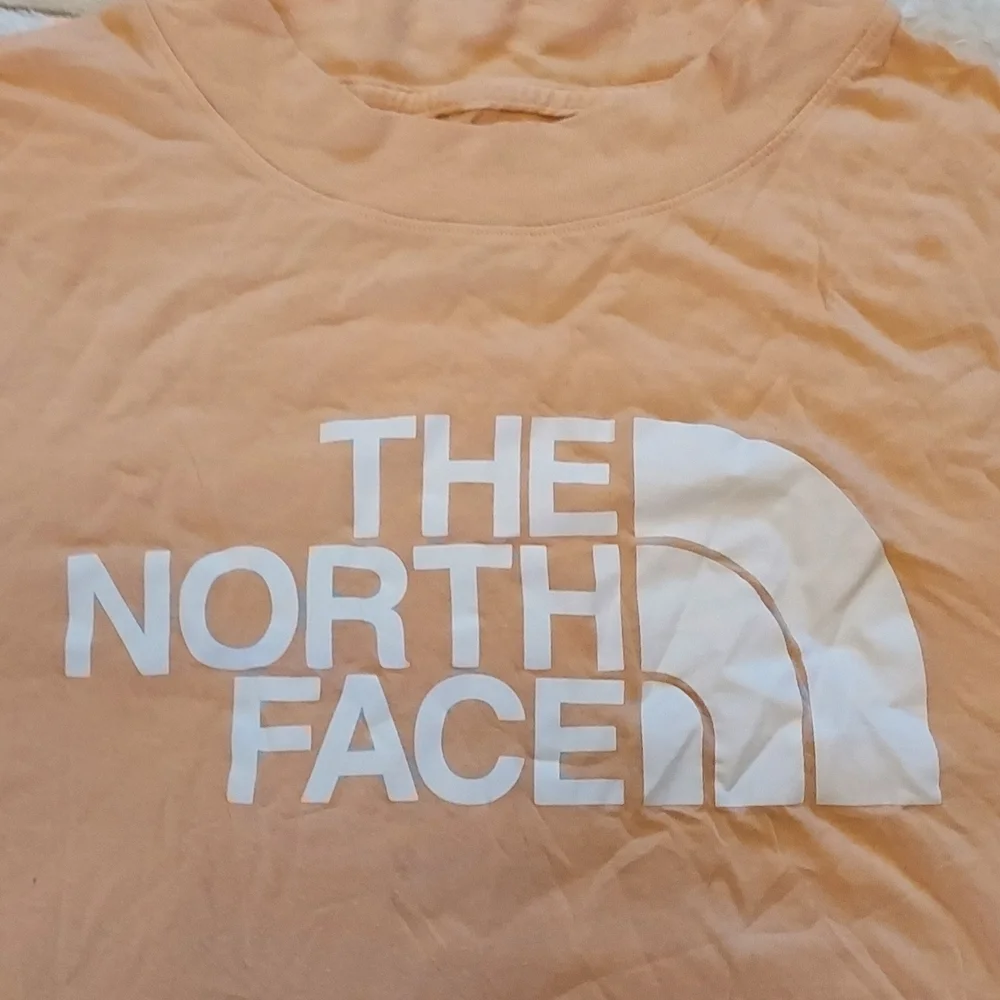 4/$18 The North Face Peach T-Shirt with White Logo - Picture 2 of 5